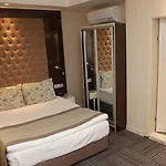 Hotel Gold 3*