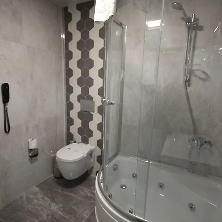 Gold Hotell 3*